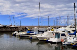 10 x 3 Meter Kajplats/Förtöjning Småbåtshamn San Miguel (Amarilla Småbåtshamn) Till Salu