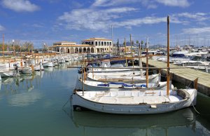 10 x 3 Meter Kajplats/Förtöjning Puerto de Pollensa Småbåtshamn Till Salu