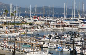 10 x 3 Meter Kajplats/Förtöjning Real Club Nàutic Port de Pollensa Småbåtshamn Till Salu