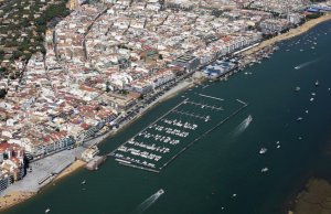 10 x 3.5 Meter Kajplats/Förtöjning Club Nautico Punta Umbria Till Salu