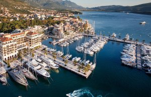 10 x 3.5 Meter Kajplats/Förtöjning Småbåtshamn Porto Montenegro Till Salu