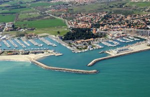 10 x 4 Meter Kajplats/Förtöjning Port de Saint Cyprien Till Salu