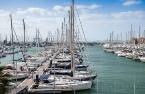 10 x 4 Meter Kajplats/Förtöjning Real Club Nautico del Puerto de Santa María Småbåtshamn Till Salu