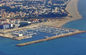 11 x 4 Meter Kajplats/Förtöjning Hospitalet de L'Infant Småbåtshamn Till Salu