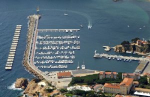 12 x 4 Meter Kajplats/Förtöjning Sant Feliu de Guixols Småbåtshamn För Uthyrning