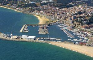 12 x 4.5 Meter Kajplats/Förtöjning Arenys de Mar Småbåtshamn Till Salu