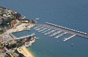 16 x 5 Meter Kajplats/Förtöjning Sant Feliu de Guixols Småbåtshamn För Uthyrning