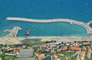 16x5.6 Meter Kajplats/Förtöjning San Lorenzo Småbåtshamn