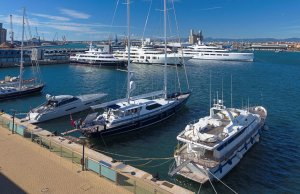 70 x 15 Meter Kajplats/Förtöjning Port Tarraco - Lerida Quay För Uthyrning