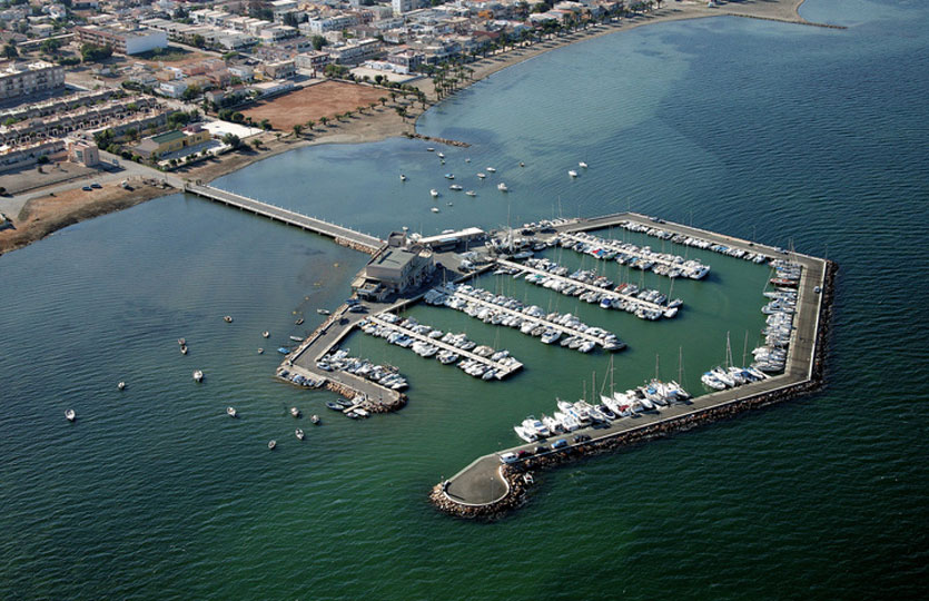 Club de Ragatas Mar Menor Småbåtshamn - Förtöjningar