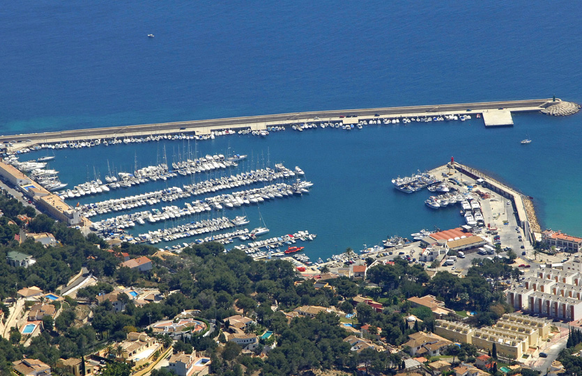 Club Nautico Javea Småbåtshamn - Förtöjningar