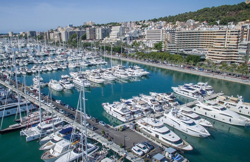 Småbåtshamn Port De Mallorca - Förtöjningar